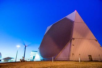 Raytheon wins Qatar early warning radar contract