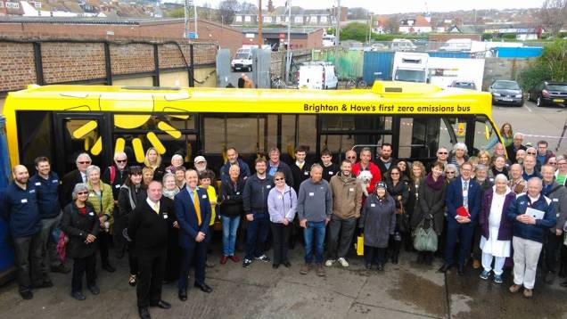 uk-solar-bus