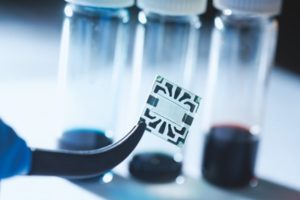 transparent-flexible-graphene-solar-cell-mit-00 transparent-flexible-graphene-solar-cell