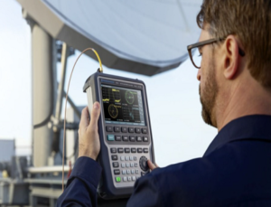 R&S ZNH handheld vector network analyzer