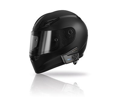 The C30 is capable of connecting to the user’s smartphone, pillion rider, their riding group and their bike