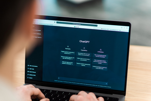 IT and Cybersecurity Sectors IT and Cybersecurity Sectors Lead in Generative AI Use