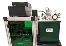 Next-generation EPR spectrometer at reduced costs, footprint and weight EPR spectrometer